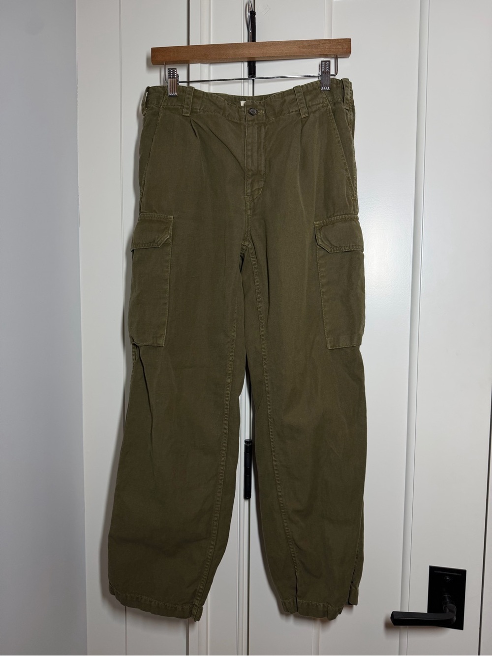 Women’s Olive Cargo Jogger Pants with Utility Pockets
